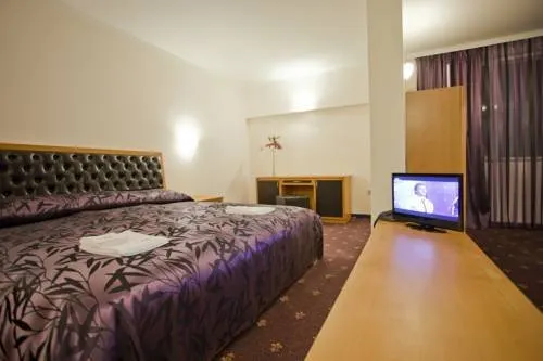 Hotel Incognito Pomorie - All Inclusive Light - Image 1