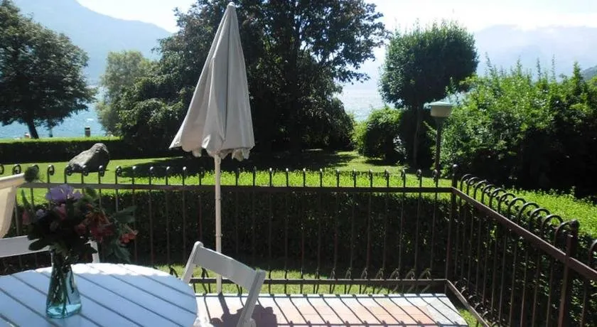 Favoloso appartamento fronte lago, Gera Lario - Image 1