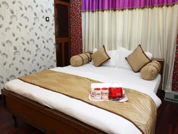 OYO Rooms Mumfordganj Abkari Chauraha - Image 1