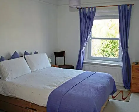 Moores' Restaurant & Rooms - Image 1