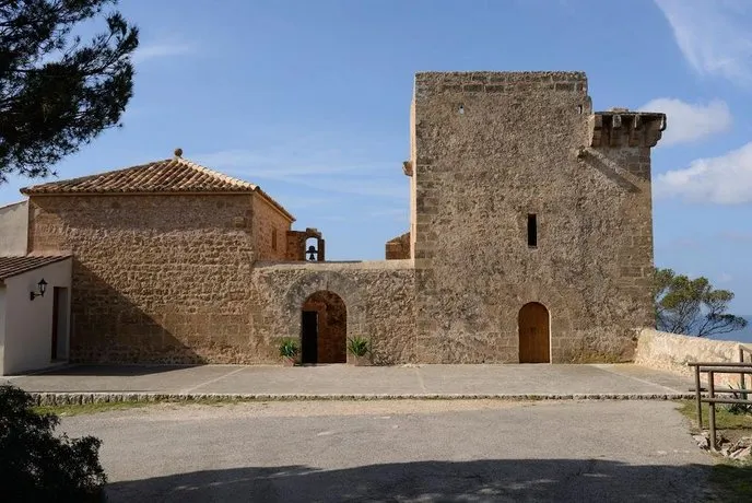 Castell de Sant Elm - Image 1