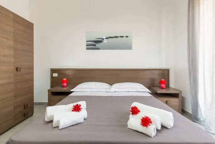 Miamo Exclusive Rooms - Image 1