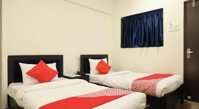 Hotel Leo Star by OYO Rooms - Image 1