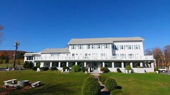Villa Vosilla Resort - Image 1