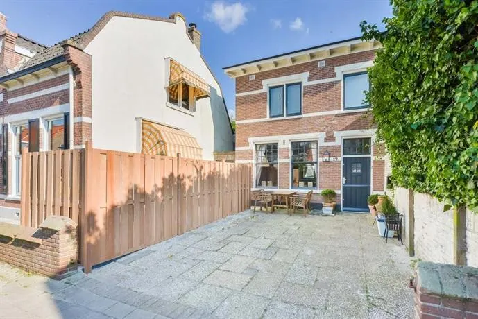 Cute Beach House (4p), Free Parking - Image 1