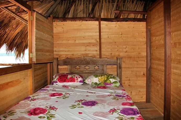 Hostal Playa Blanca - Image 1