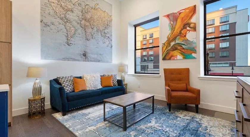 Luxury City Escape - Image 1