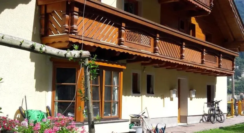 Appartementhaus Gastein / Haus Sammie - Image 1