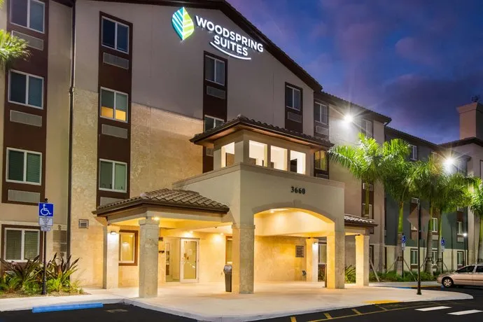 WoodSpring Suites Miramar - Image 1