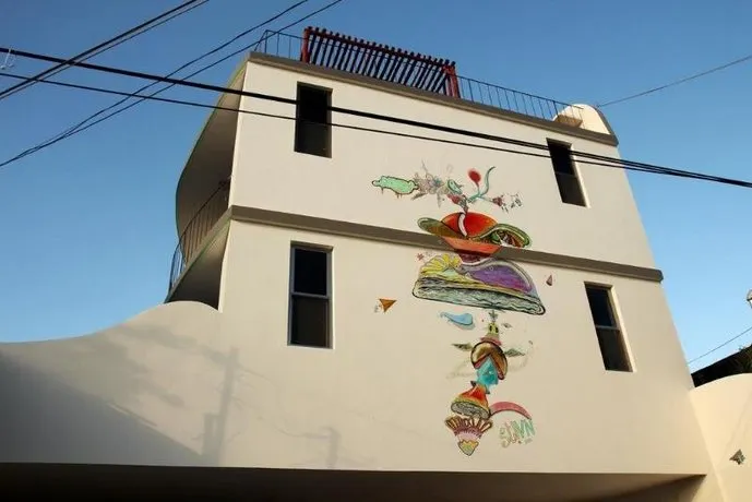 Habanero Suites & Garden - Image 1
