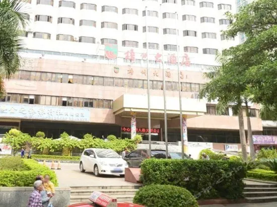 Wuzhou Hotel Parking Lot - Image 1