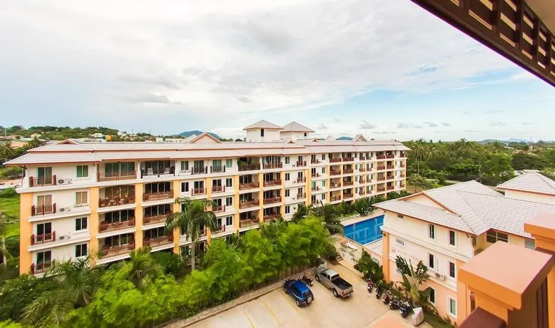 Palm Breeze Resort by TropicLook - Image 1