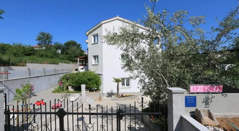 Apartments Mrakovcic M - Image 1