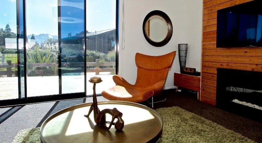 Villa Del Montagna - Ohakune Holiday Home - Image 1