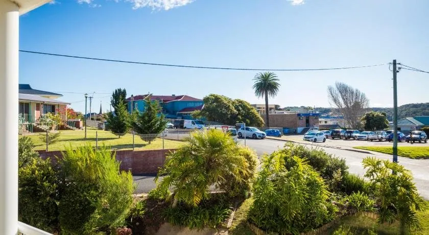 Crystal Waters Unit 2 - Image 1