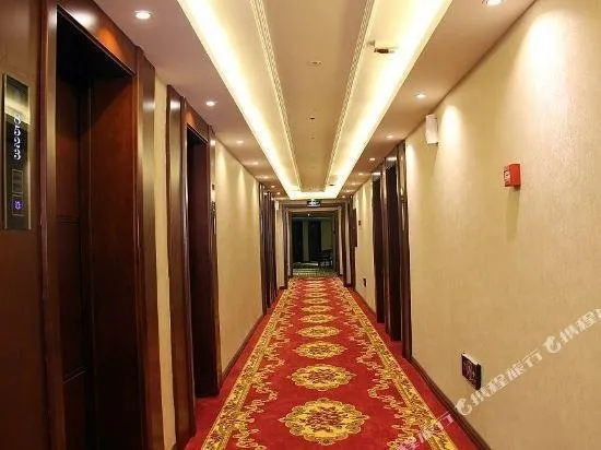 HanTing Hotel (Harbin East Railway Station Subway Station) - Image 1