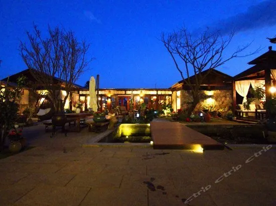 Dali Golden Years Hotel - Image 1