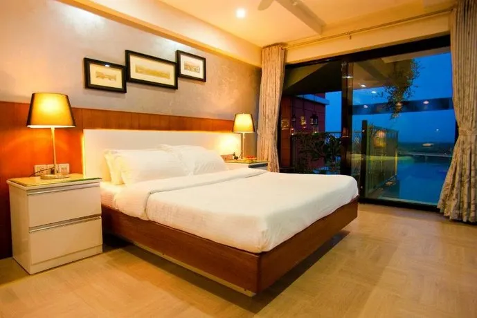 Sherlys Casa Grande - Image 1