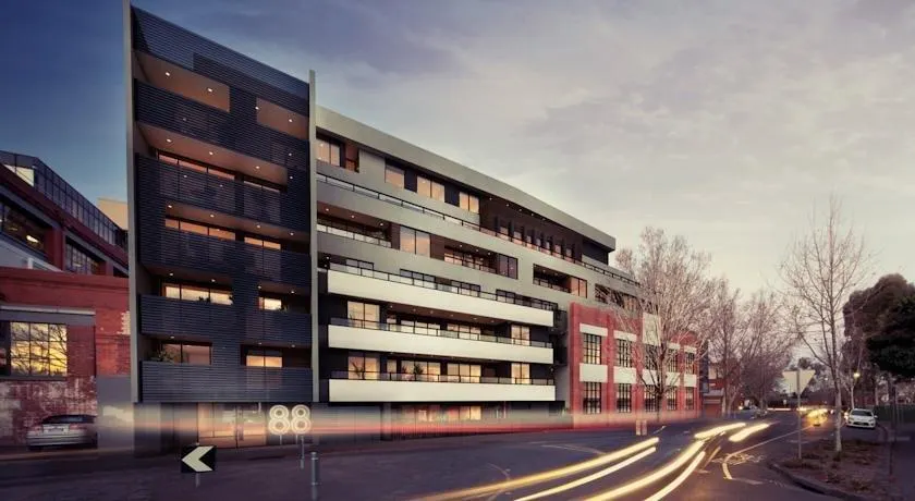 Trenerry On The River Apartments - Image 1
