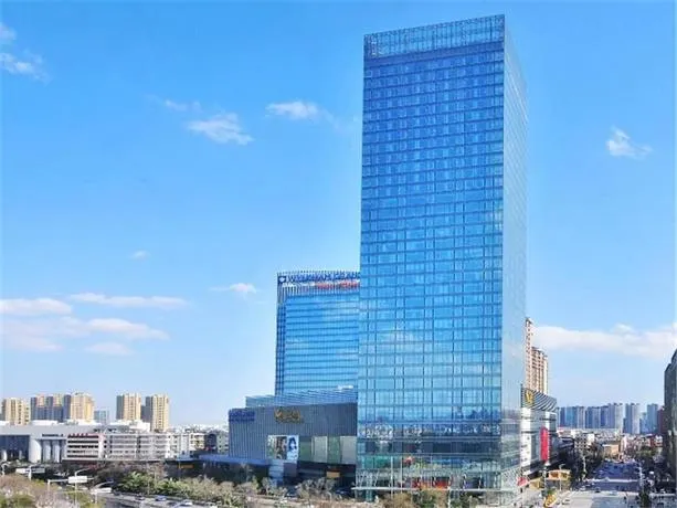 Soluxe Hotel Kunming - Image 1
