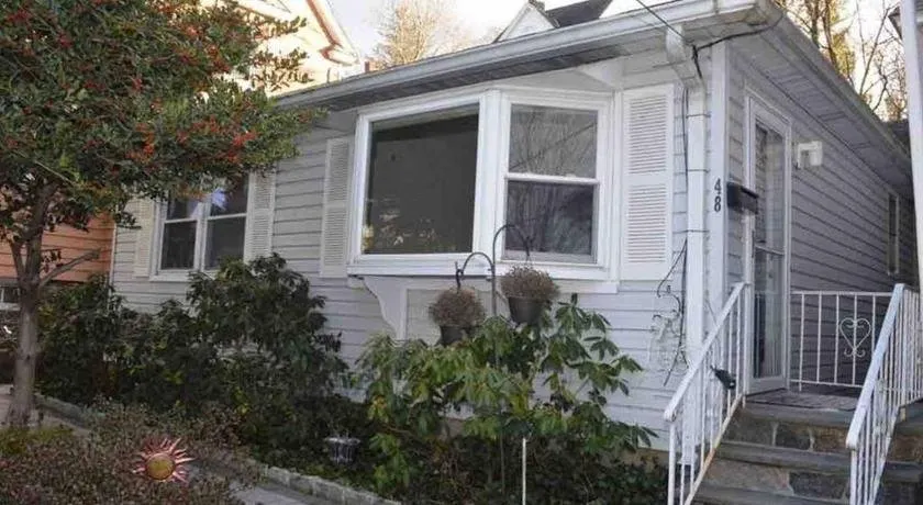 La Casita Bonita Near NYC - Image 1
