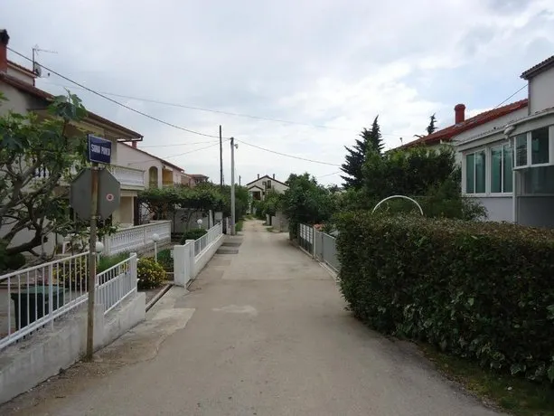 Apartments Arina - Image 1