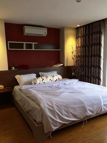 Red Beach Hotel - Image 1
