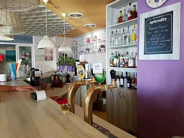 Aphrodite Beach Hotel Nesebar - Image 1