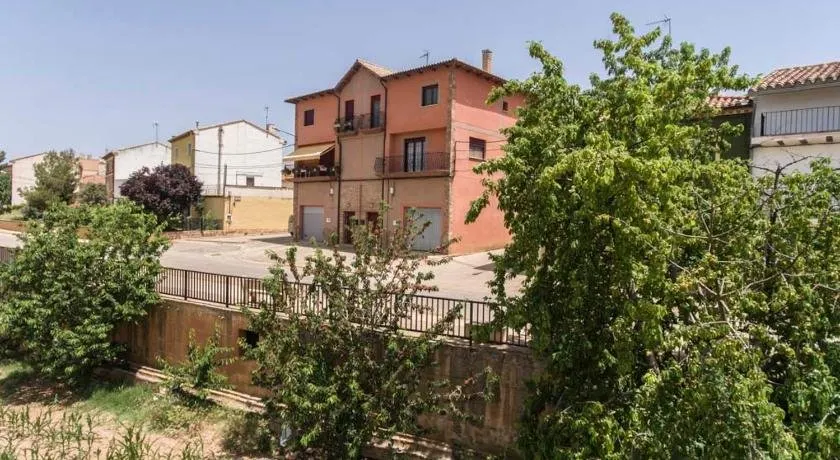 La Casa De La Vega - Image 1