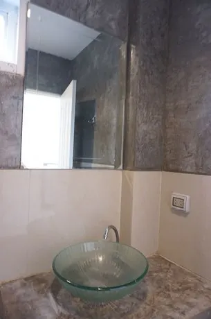Arun Seaview Apartment - Image 1