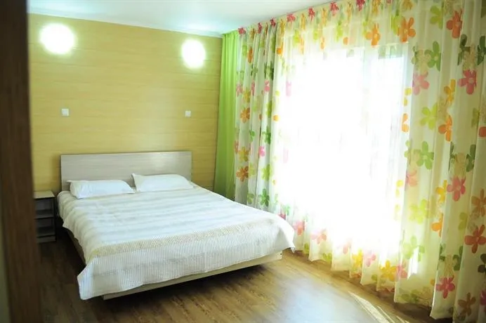 Dome Hotel - Image 1
