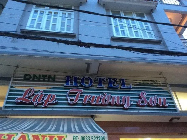 Lap Truong Son Hotel - Image 1