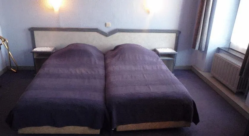 Hotel Le Limbourg - Image 1