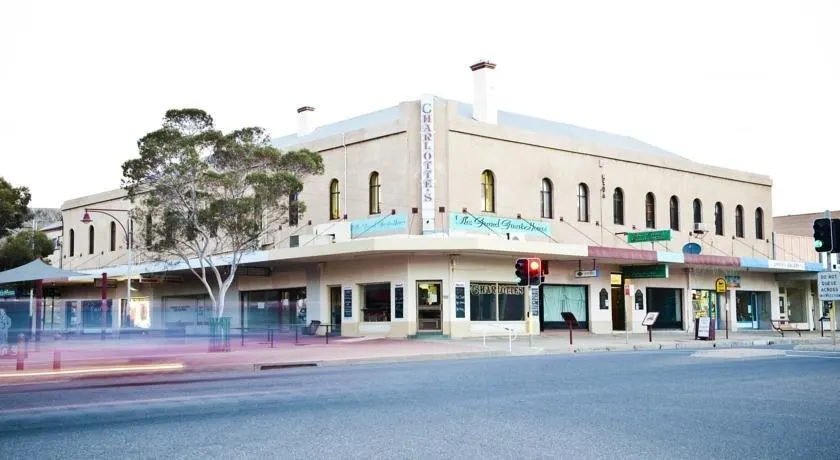 The Grand Guesthouse - Image 1
