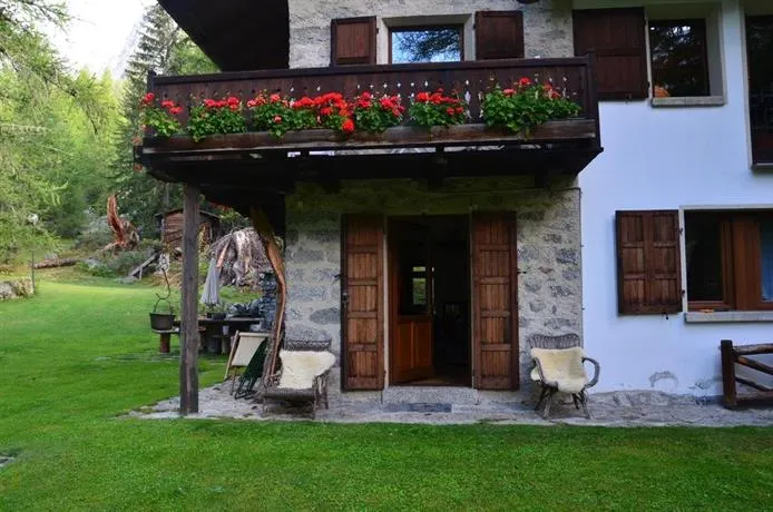 Chalet Svizzero Val Ferret - Image 1
