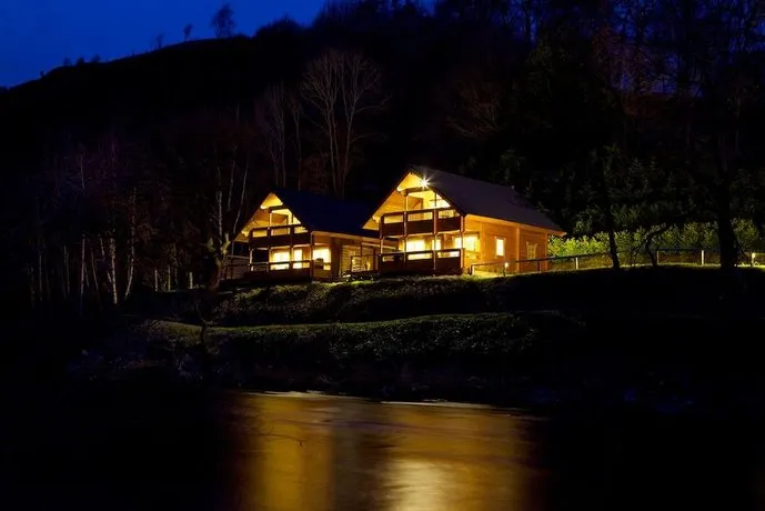 Coed-Y-Glyn Log Cabins - Image 1