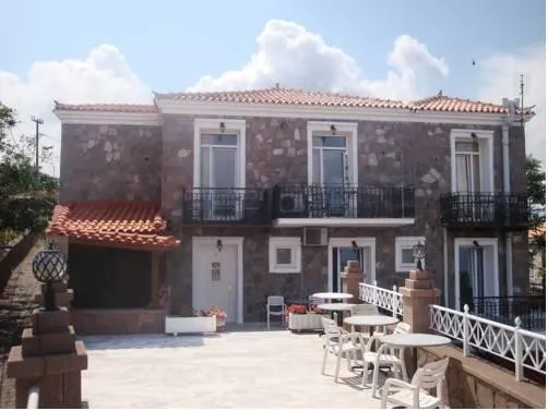 Molyvos Queen Apartments - Image 1