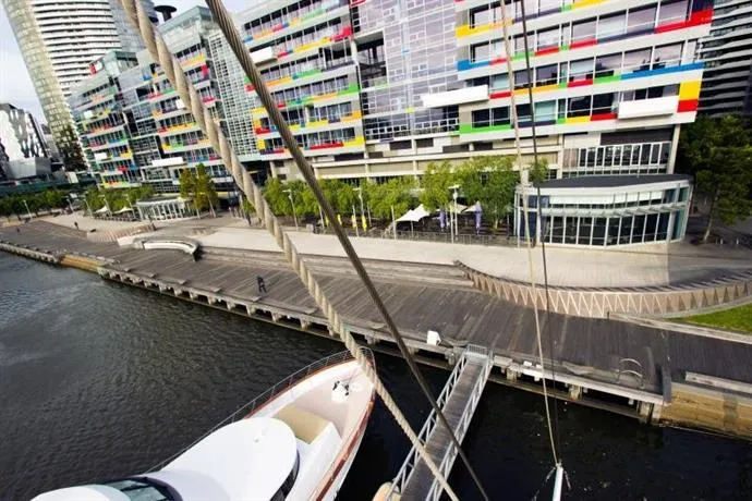 The Floating Bnb - Image 1