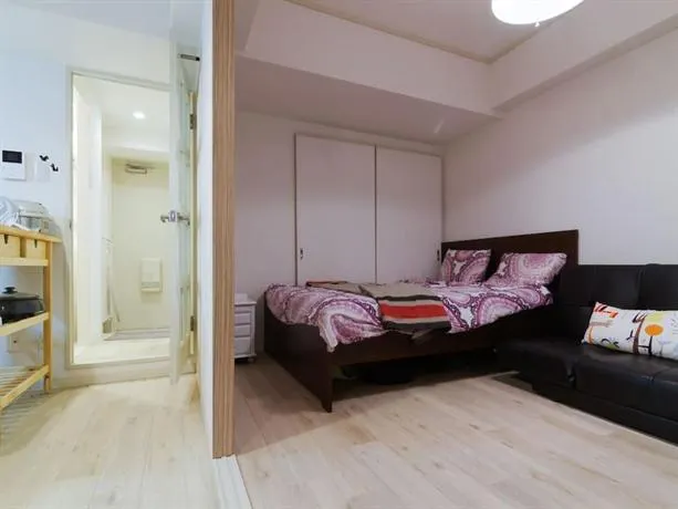 A&C Only 4 U 2 Bedrooom Near Amerikamura And Shinsaibashi - Image 1