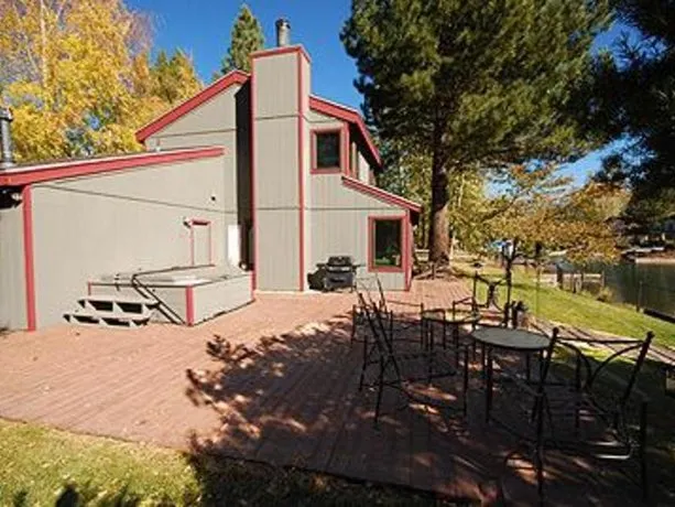 Monterey Drive Holiday home - Image 1