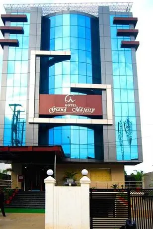 OYO Flagship 14647 Hotel Grand Majesty - Image 1