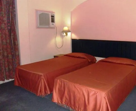 BLUEHILL HOTEL - Image 1