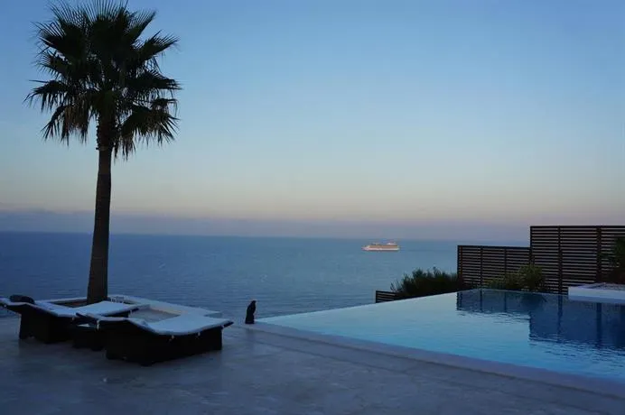 Holiday Home With Complimentary Activities - Image 1