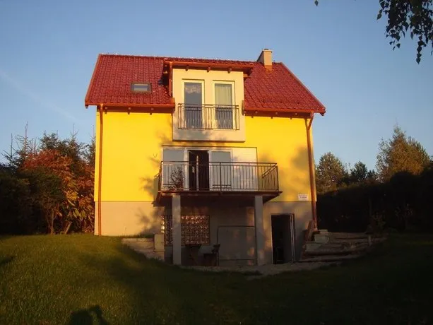 Domek Nad Jeziorem - Image 1