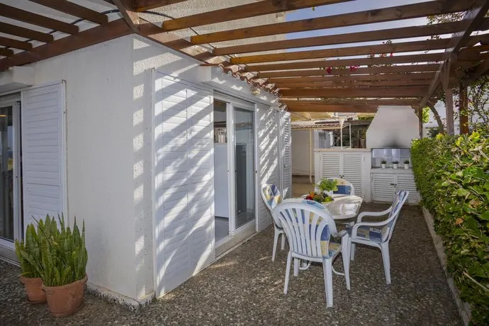 Green Bay Seaview Villa - Image 1