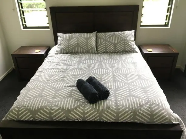 The Whitsunday Holiday House - Image 1