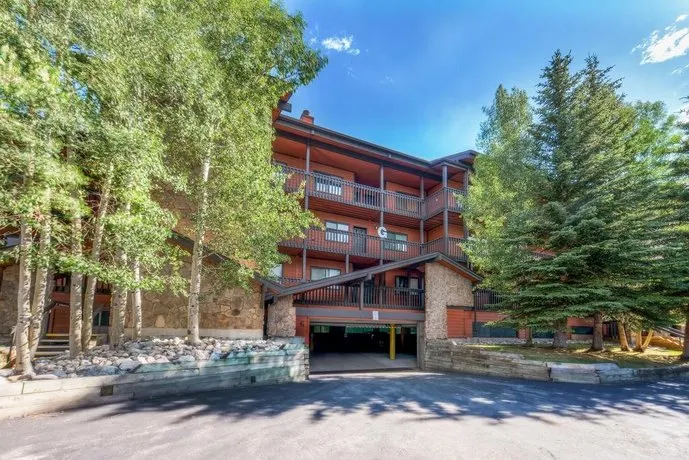 Two-Bedroom Condo G136 at Mountainside - Image 1