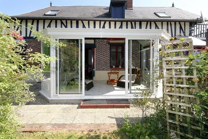 La Belle Normande - Image 1