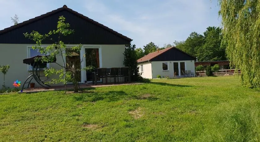 Landhof-Erkner - Image 1