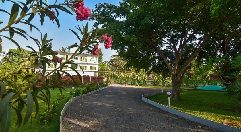 EKO STAY- CASA ROYALE VILLA - Image 1